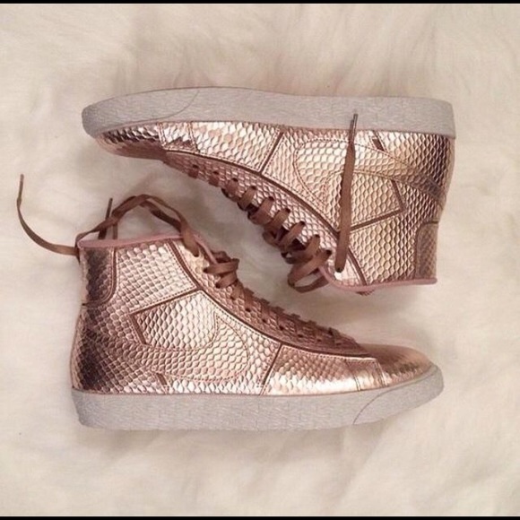 Nike Shoes - Nike Rose Gold Blazer Midcutout